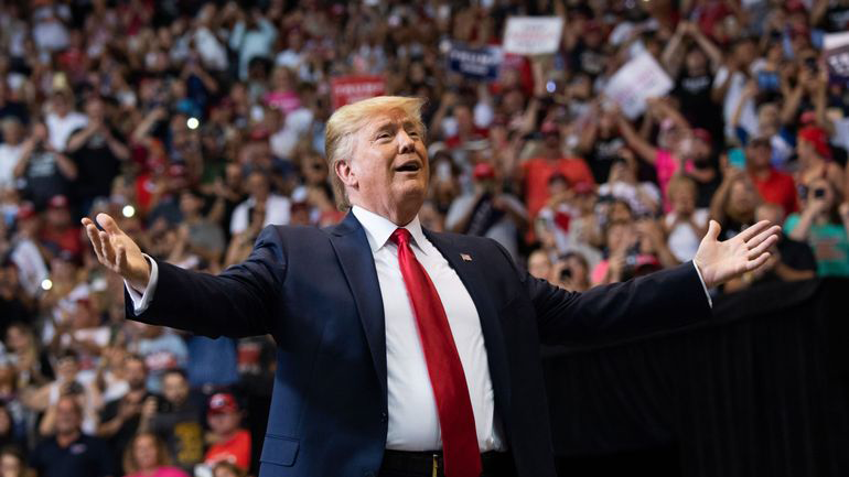 trump foule
