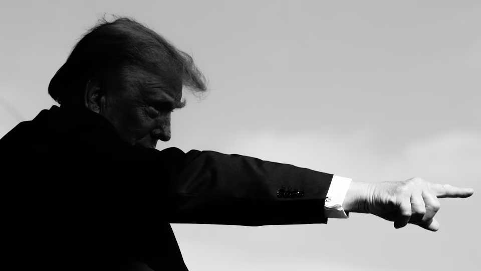 trump doigt